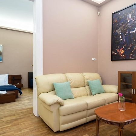 Kiraly Central Apartment With Free Parking And Ac Budapeşte Dış mekan fotoğraf