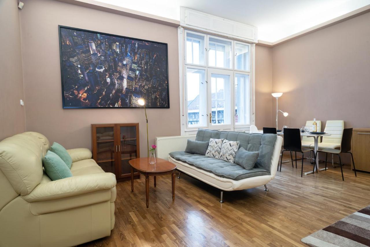 Kiraly Central Apartment With Free Parking And Ac Budapeşte Dış mekan fotoğraf