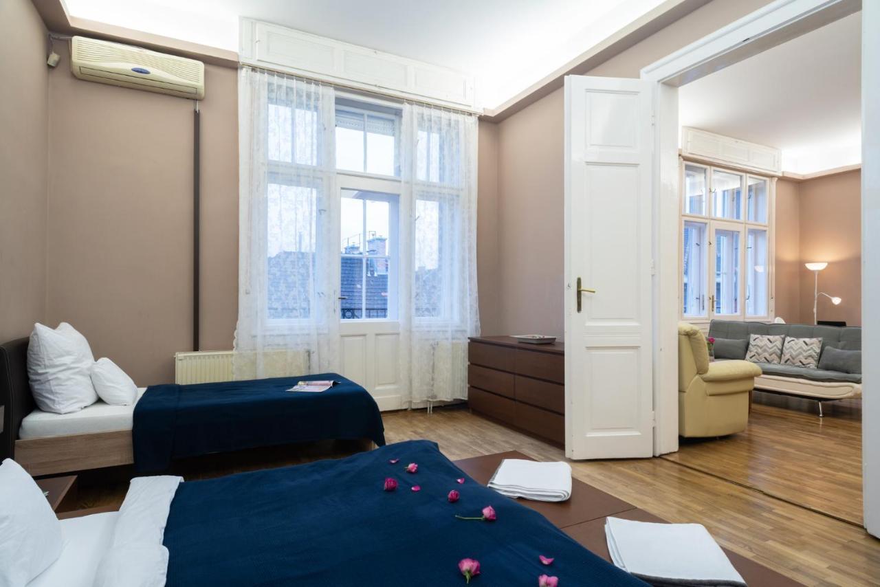 Kiraly Central Apartment With Free Parking And Ac Budapeşte Dış mekan fotoğraf